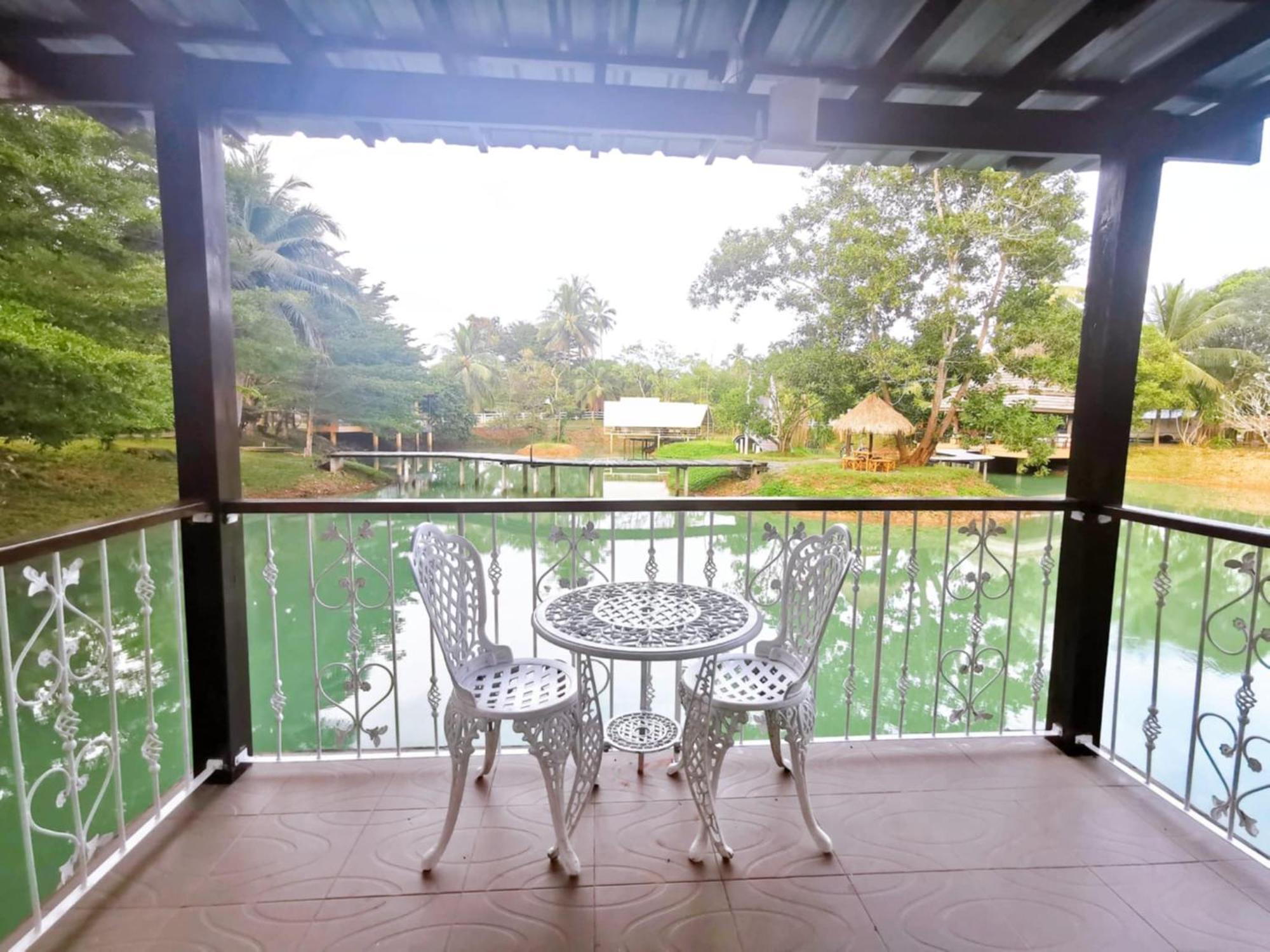 ฟาร์มสุข เรสซิเดนซ์ แอนด์ รีสอร์ต Hotel Langu ภายนอก รูปภาพ
